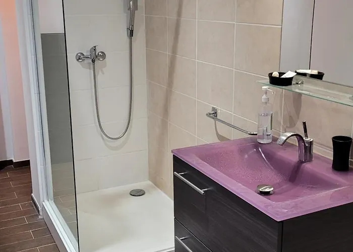 Apartment F2 Rez De Jardin